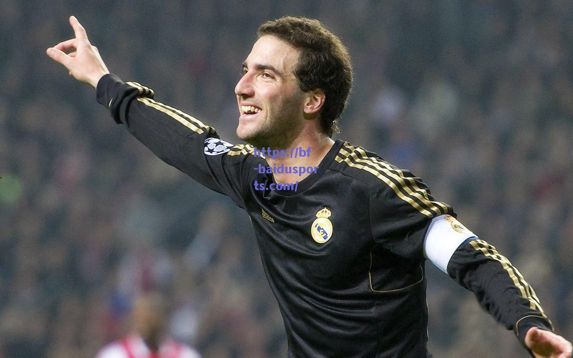 深圳足球俱乐部官宣三大强援加盟 卡尔德克、阿奇姆彭、瓦卡索齐聚亮相开启新篇章