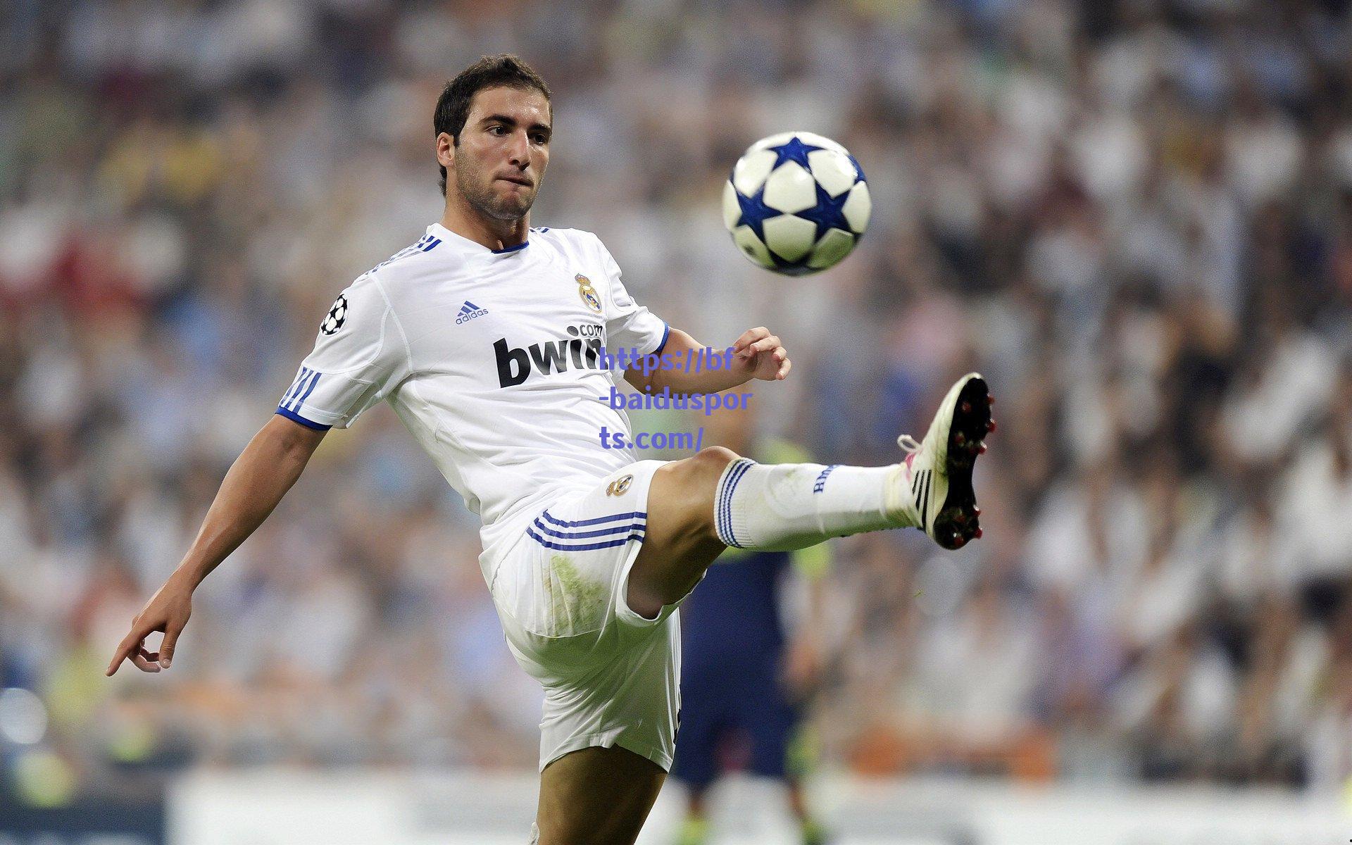 背靠背轰68+14+6！火箭队超巨越老越妖？客场力克劲旅，他是头号功臣